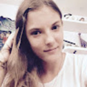 Meet your Posher, Lydia